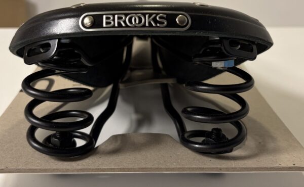Brooks England Flyer Leder-Fahrradsattel (mit Federung) Schwarz | ATB / Touring