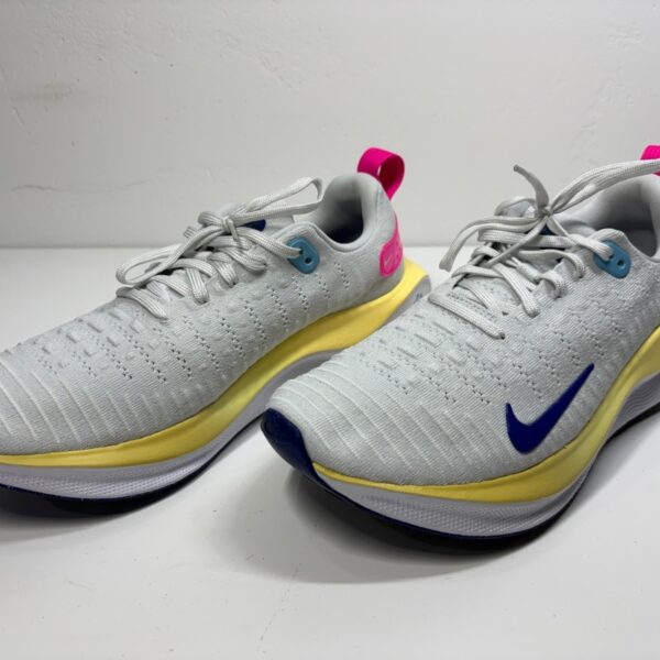 Nike Reactx Infinity Run 4- Weiß|Blau|Pink|Gelb - EUR 44 | UK 9 | US M10 - W11,5